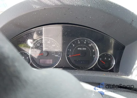 2007 Jeep Grand Cherokee Laredo z USA, uszkodzony, nr VIN 1J8HR48N97C697816